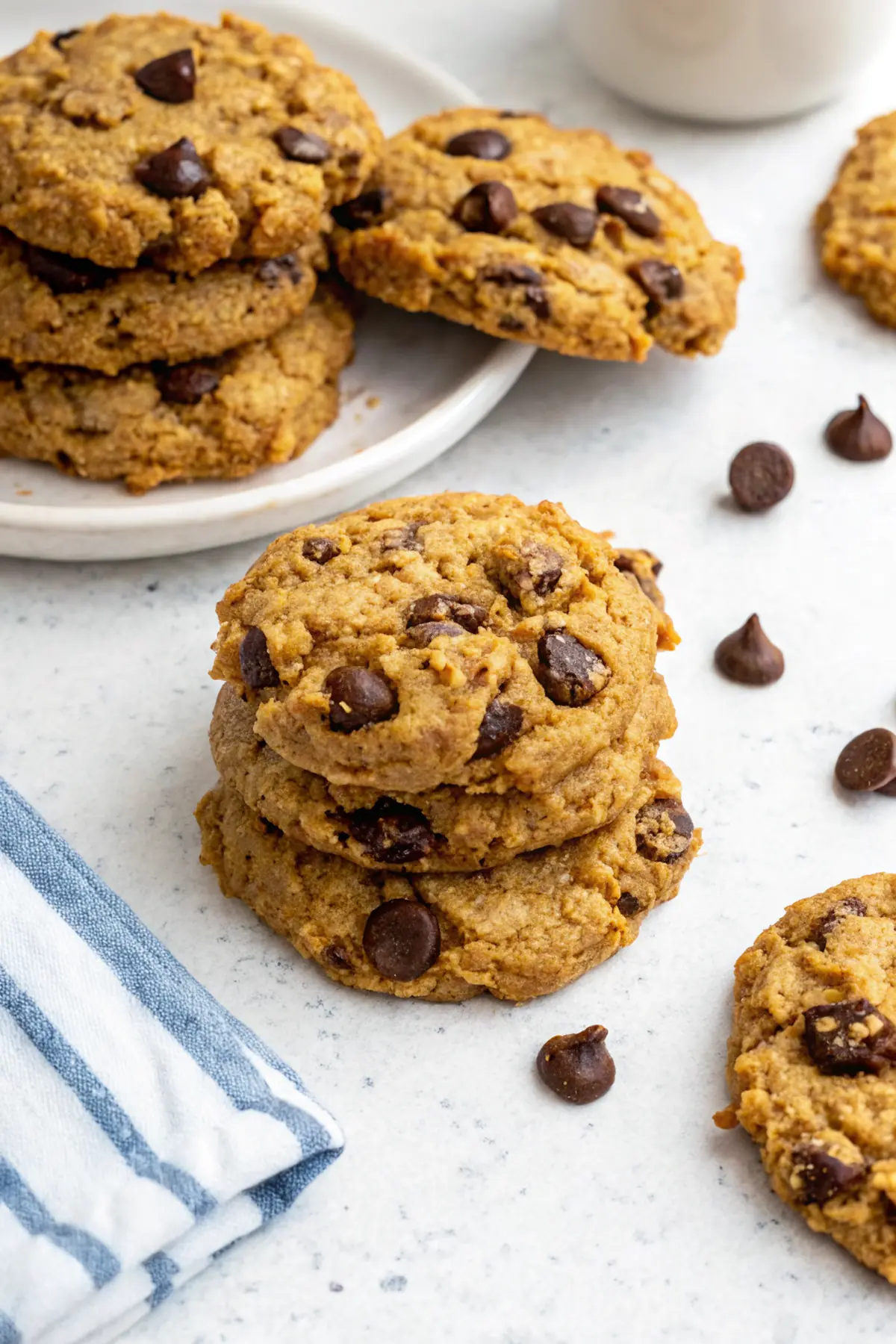 Chewy Peanut Butter Chocolate Chip Cookies image1