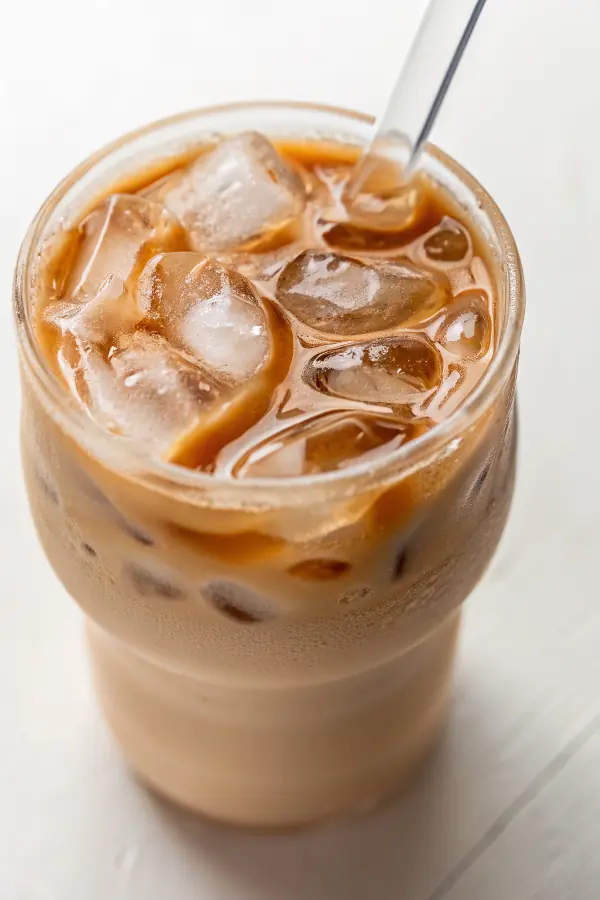 Easy Homemade Iced Latte Recipe