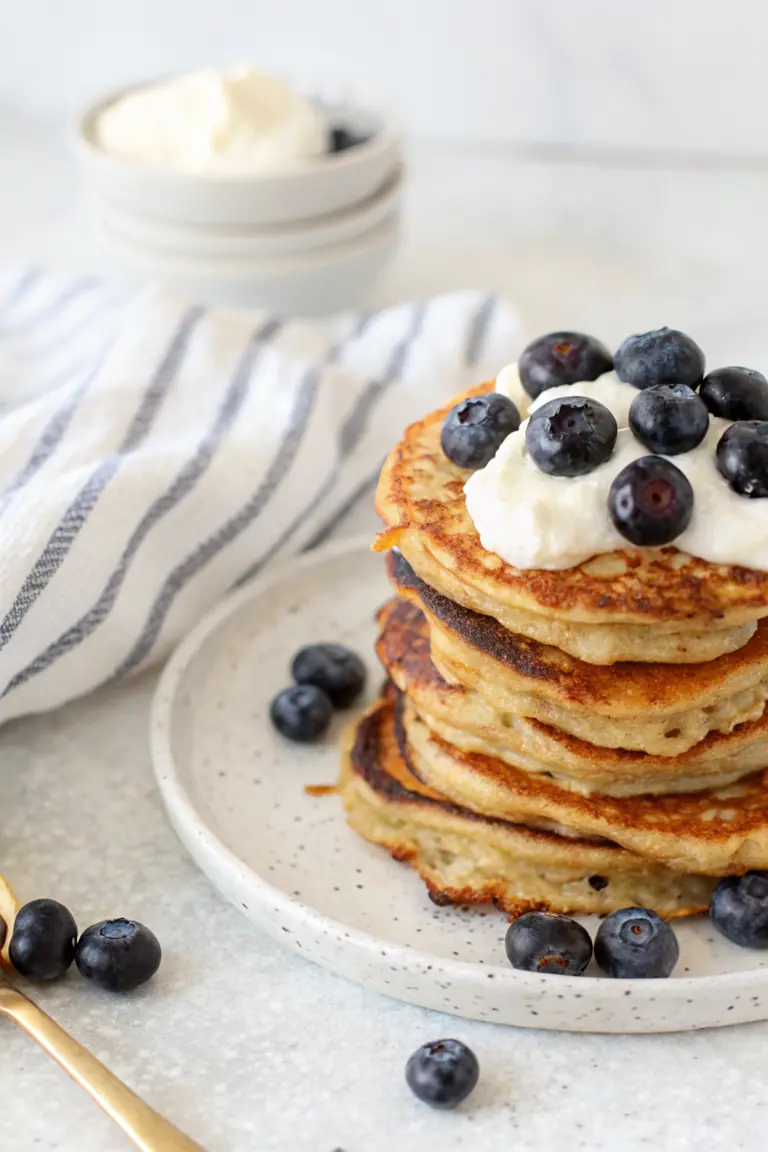 Fluffy Cottage Cheese Pancakes Recipe image1