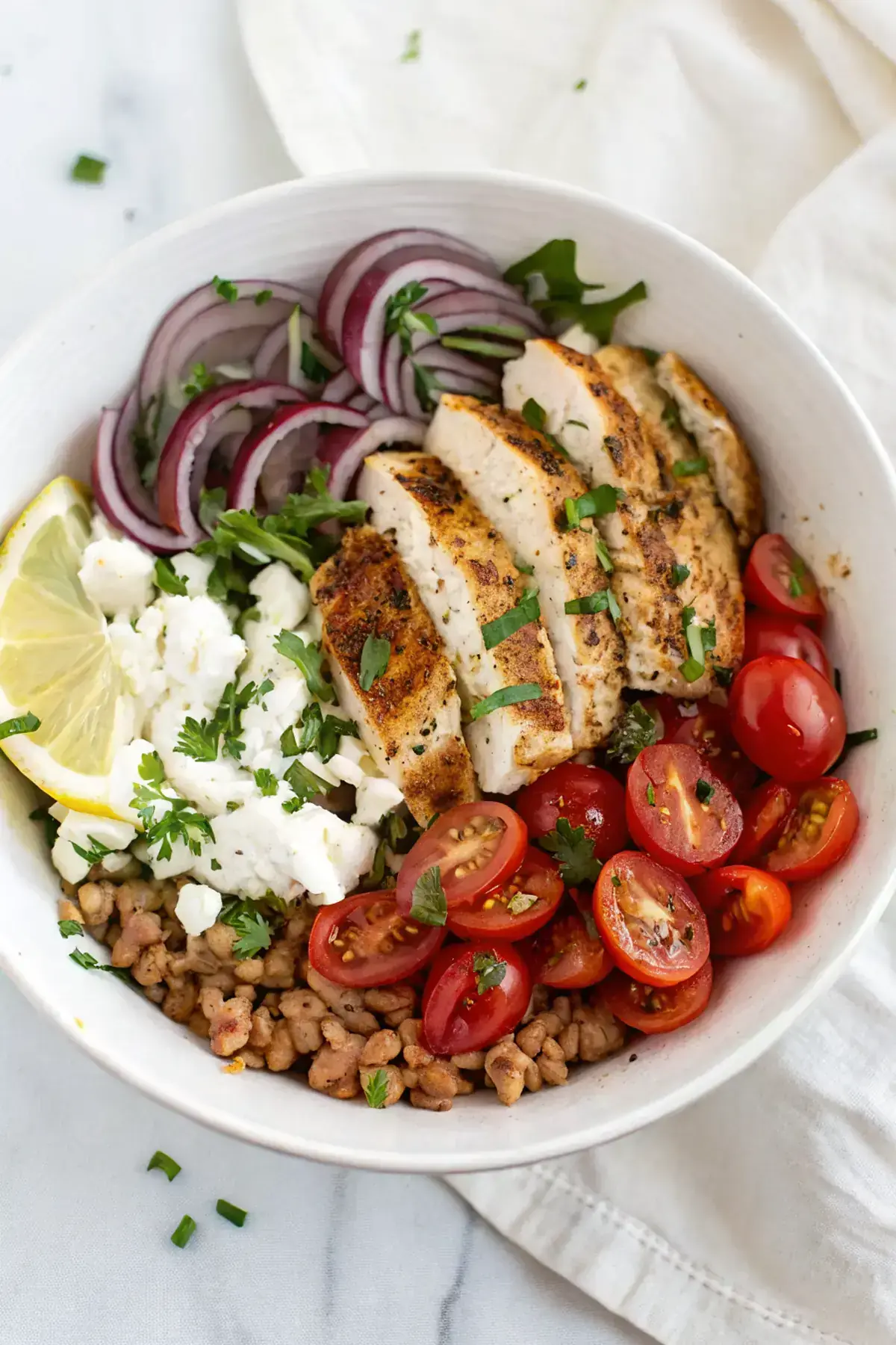 Mediterranean Chicken Farro Bowl image1