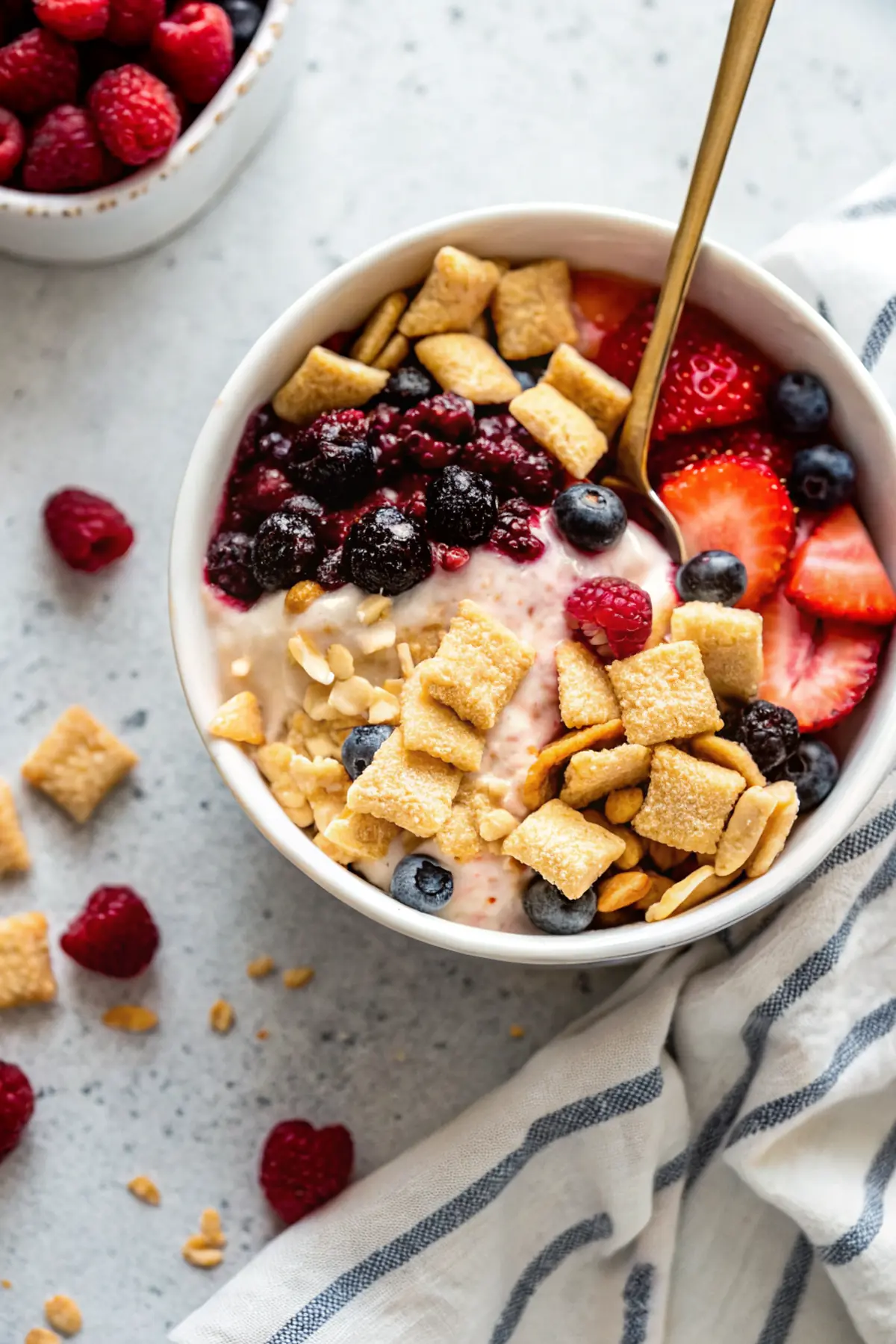 Peanut Butter Jelly Protein Yogurt Bowl image1